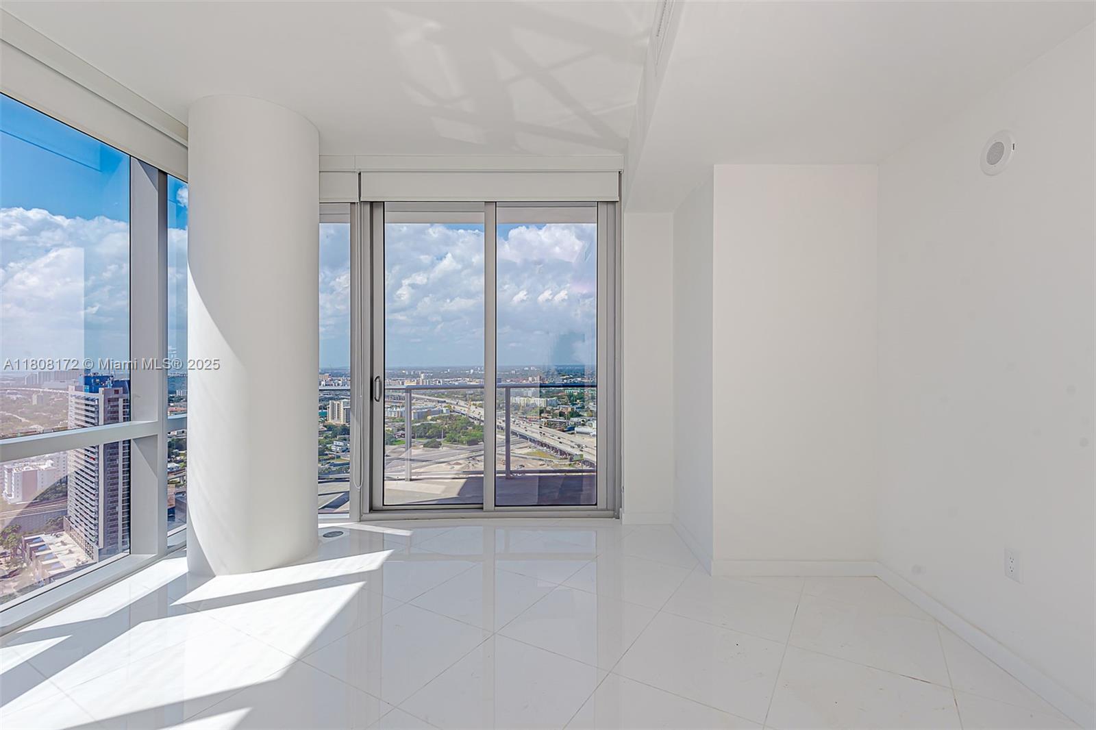 851 NE 1st Ave #3102, Miami FL 33132