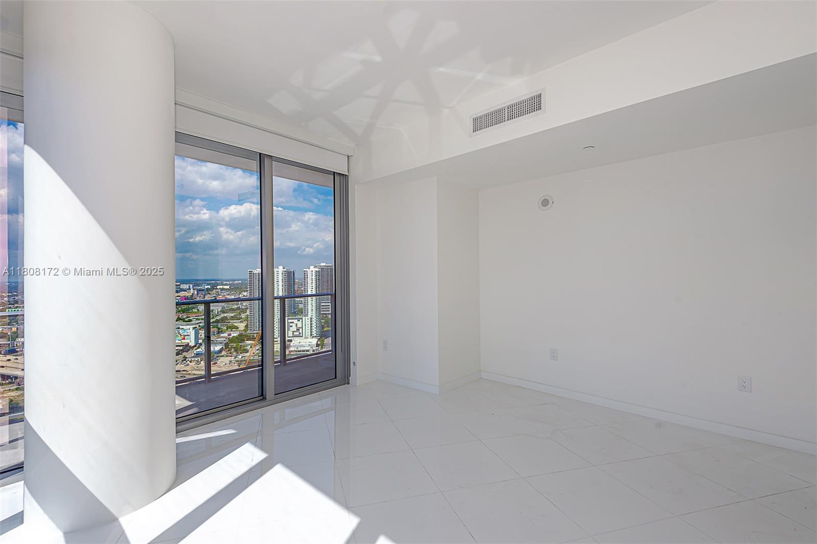 851 NE 1st Ave #3102, Miami FL 33132