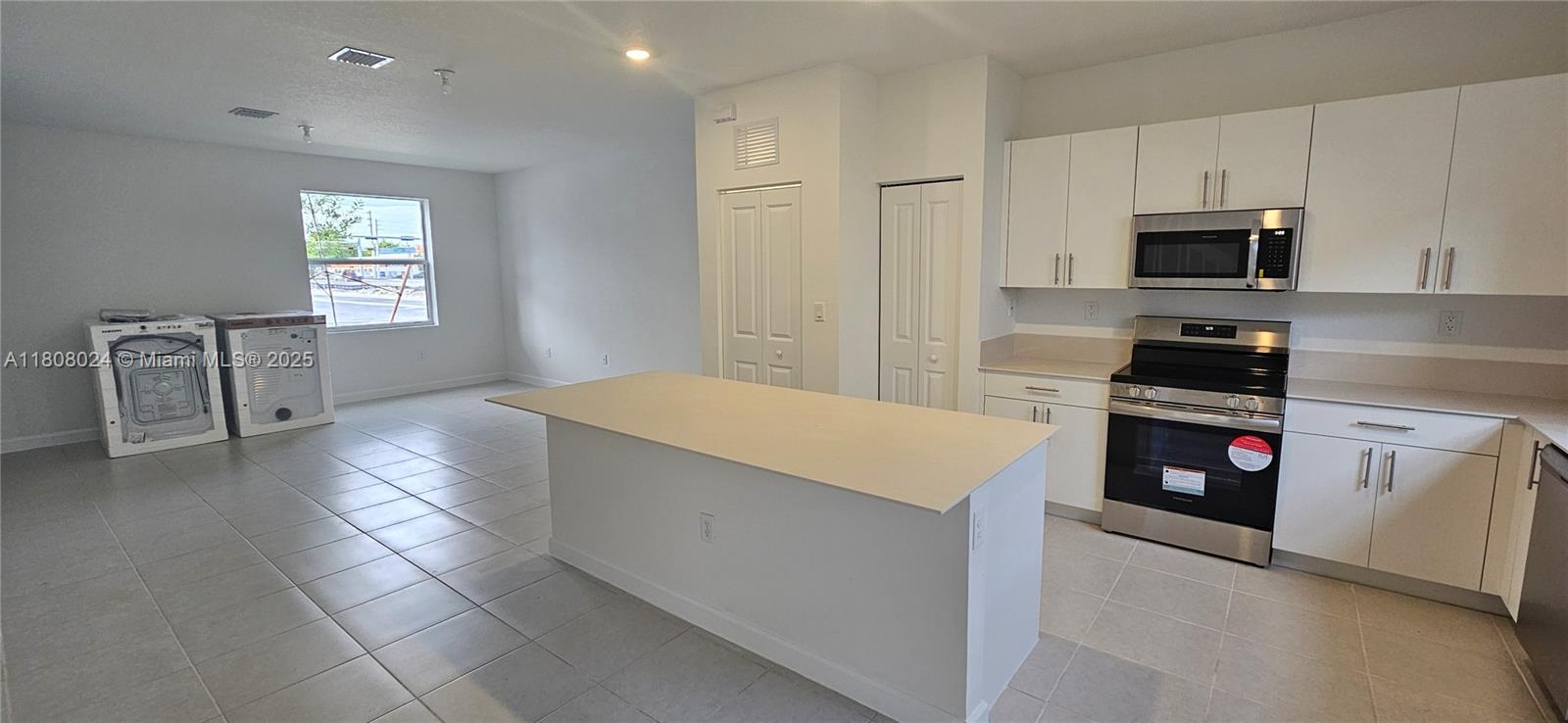 Property photo # 4