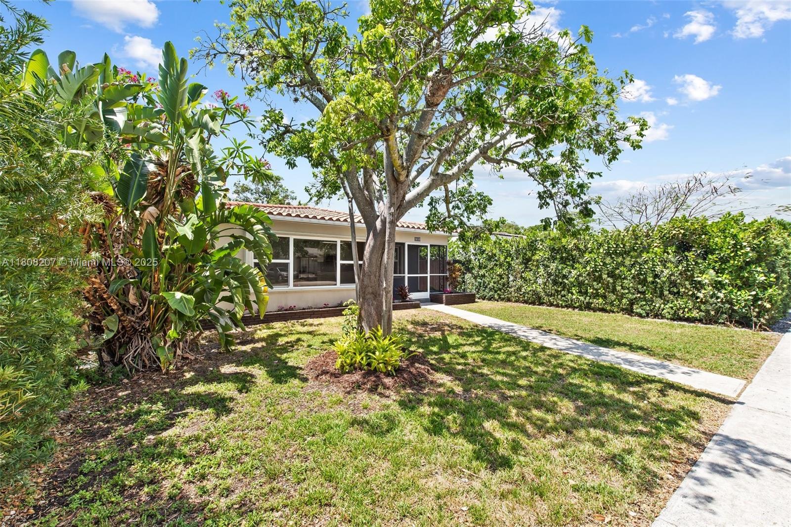 1630 Rodman St, Hollywood, Florida image 17