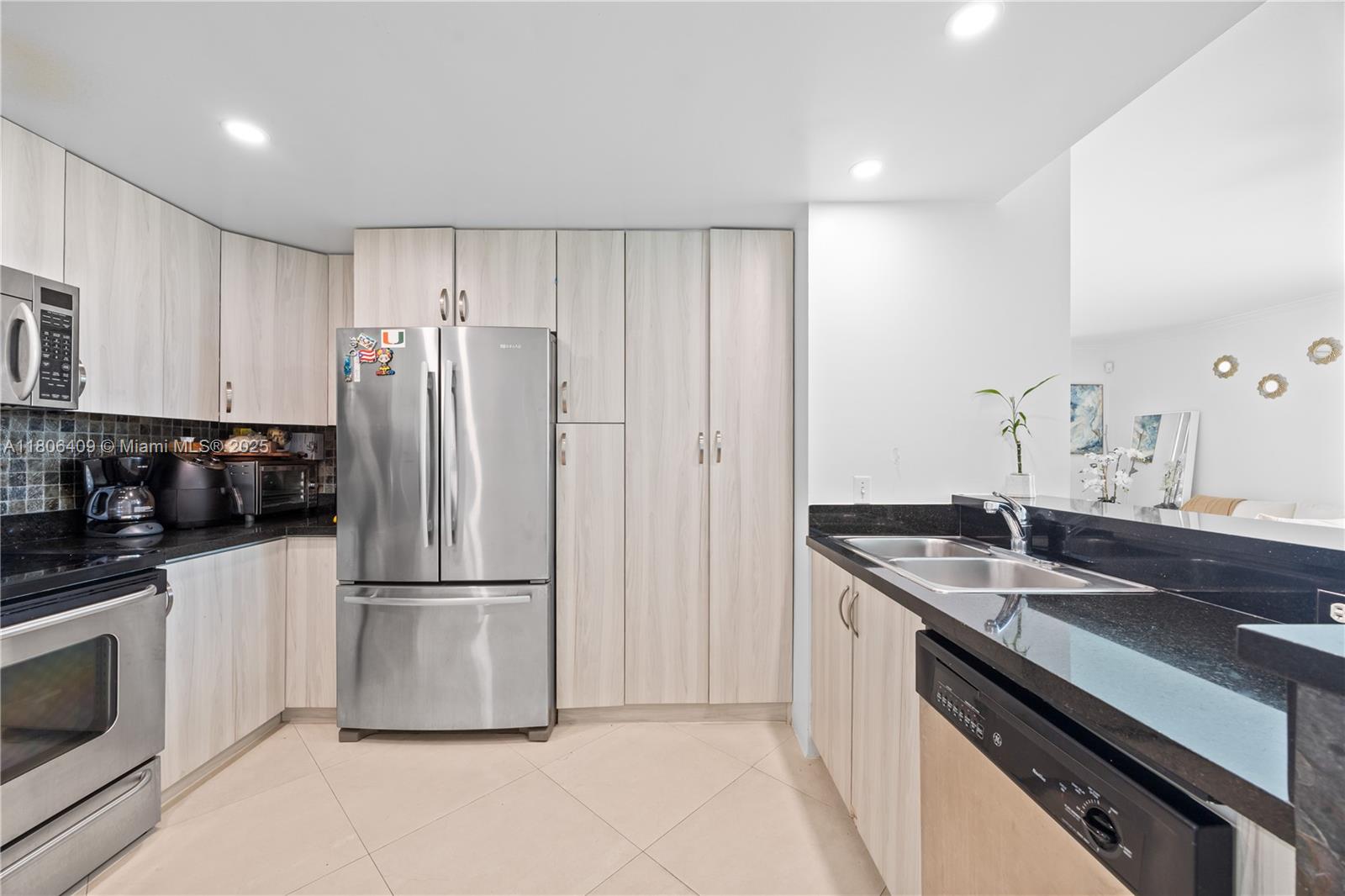 1401 SW 22nd St #701, Miami, Florida image 11