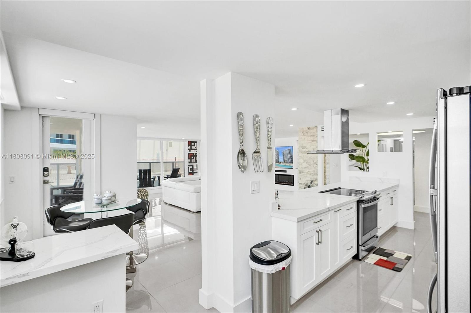 2751 S Ocean Dr #301S, Hollywood, Florida image 14