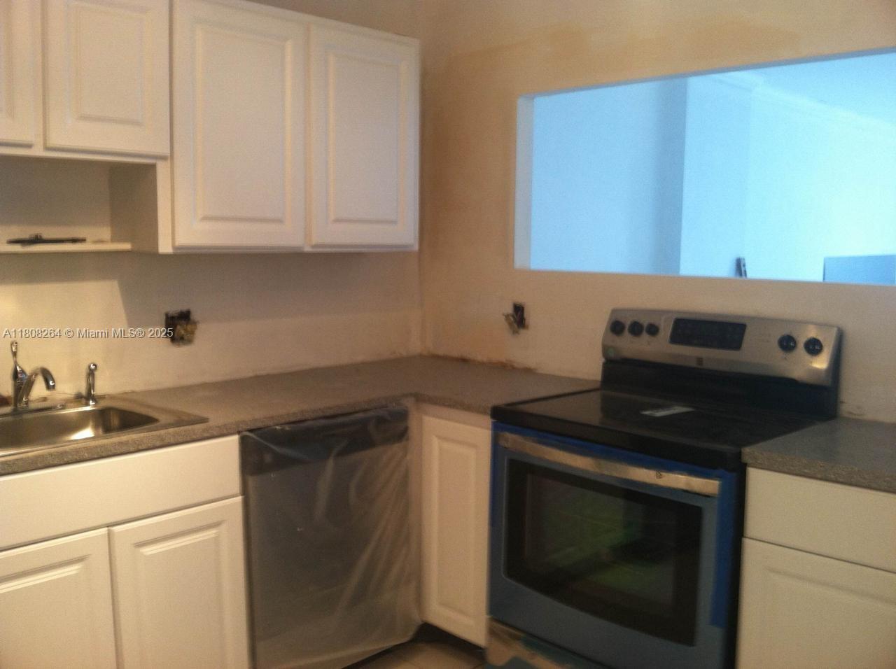 Property photo # 9