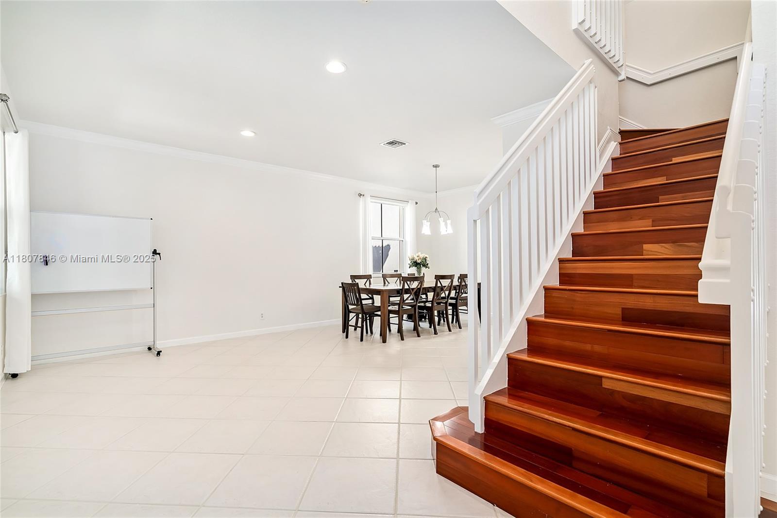 850 Nandina Dr, Weston, Florida image 4
