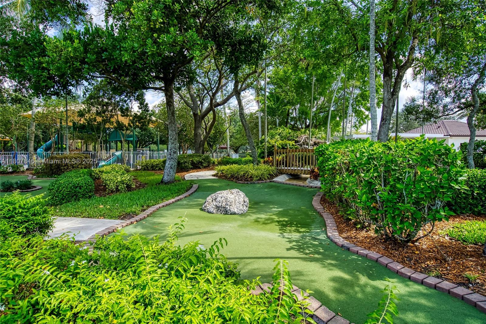 850 Nandina Dr, Weston, Florida image 46