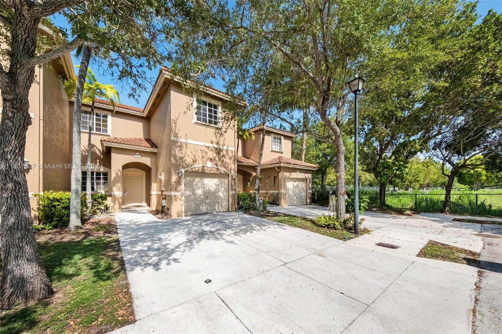 21485 SW 85th Path, Cutler Bay, Florida image 2