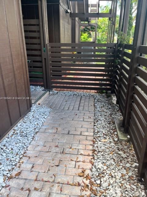 Property photo # 6
