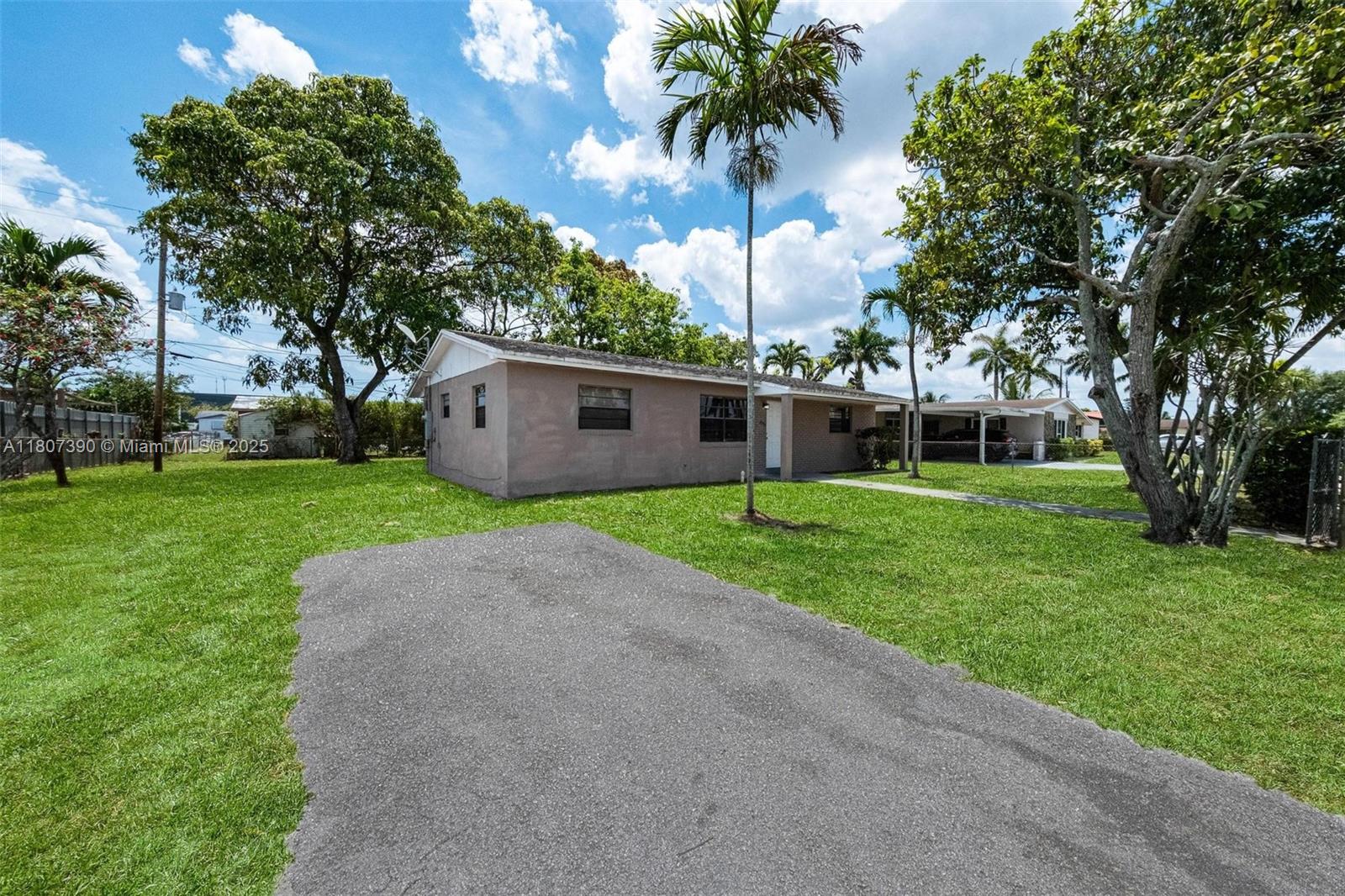 20525 NW 28th Ct, Miami Gardens, Florida image 33
