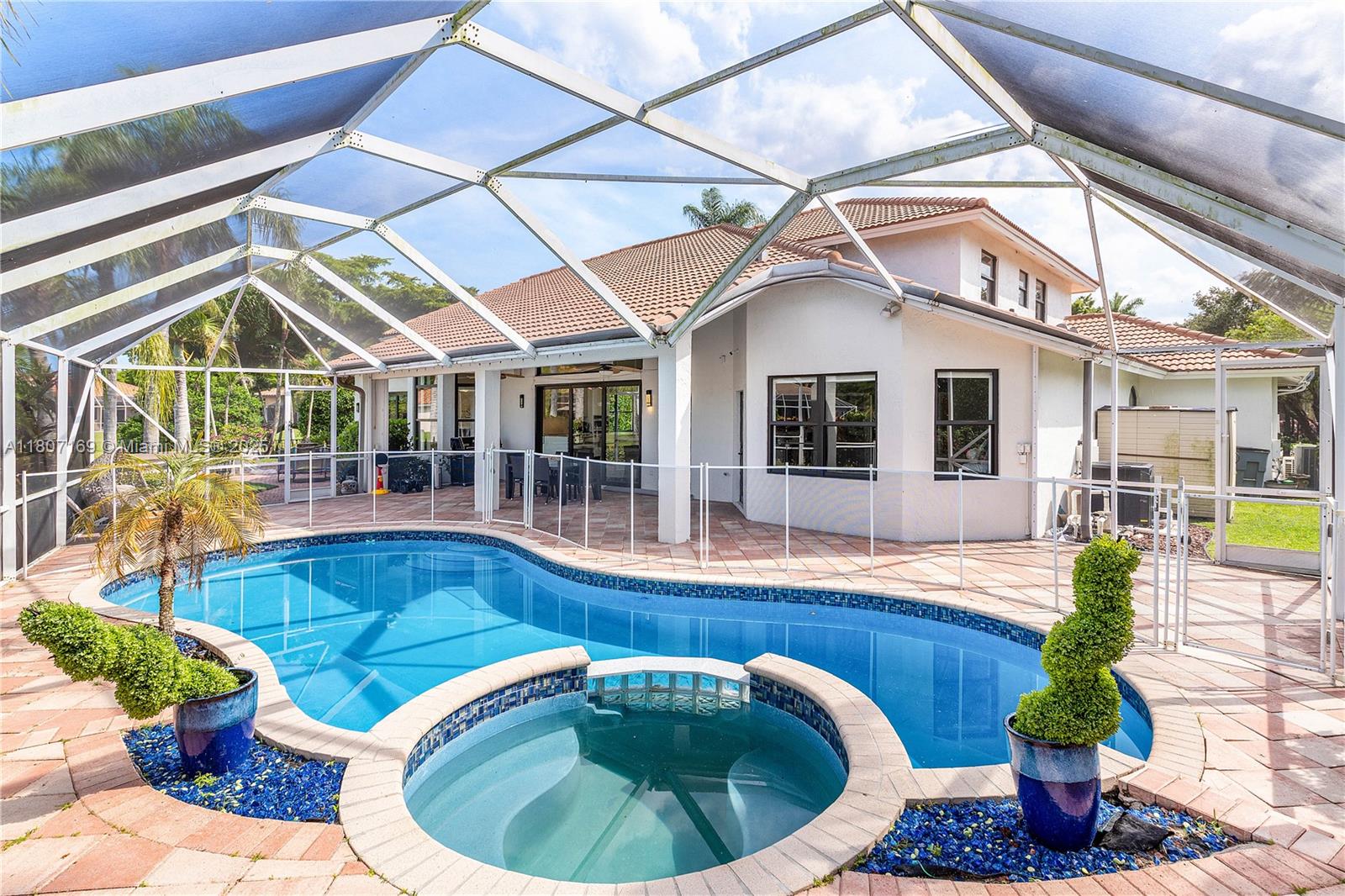 7056 NW 67th Ter, Parkland, Florida image 2