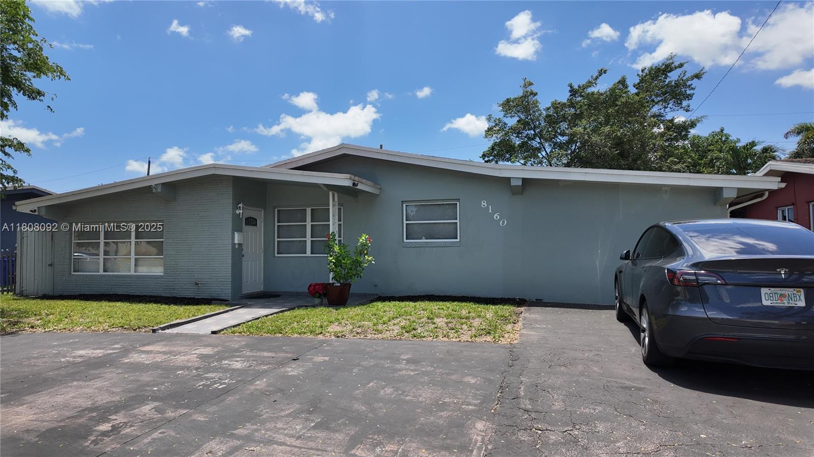 8160 Taft St, Pembroke Pines, Florida image 12