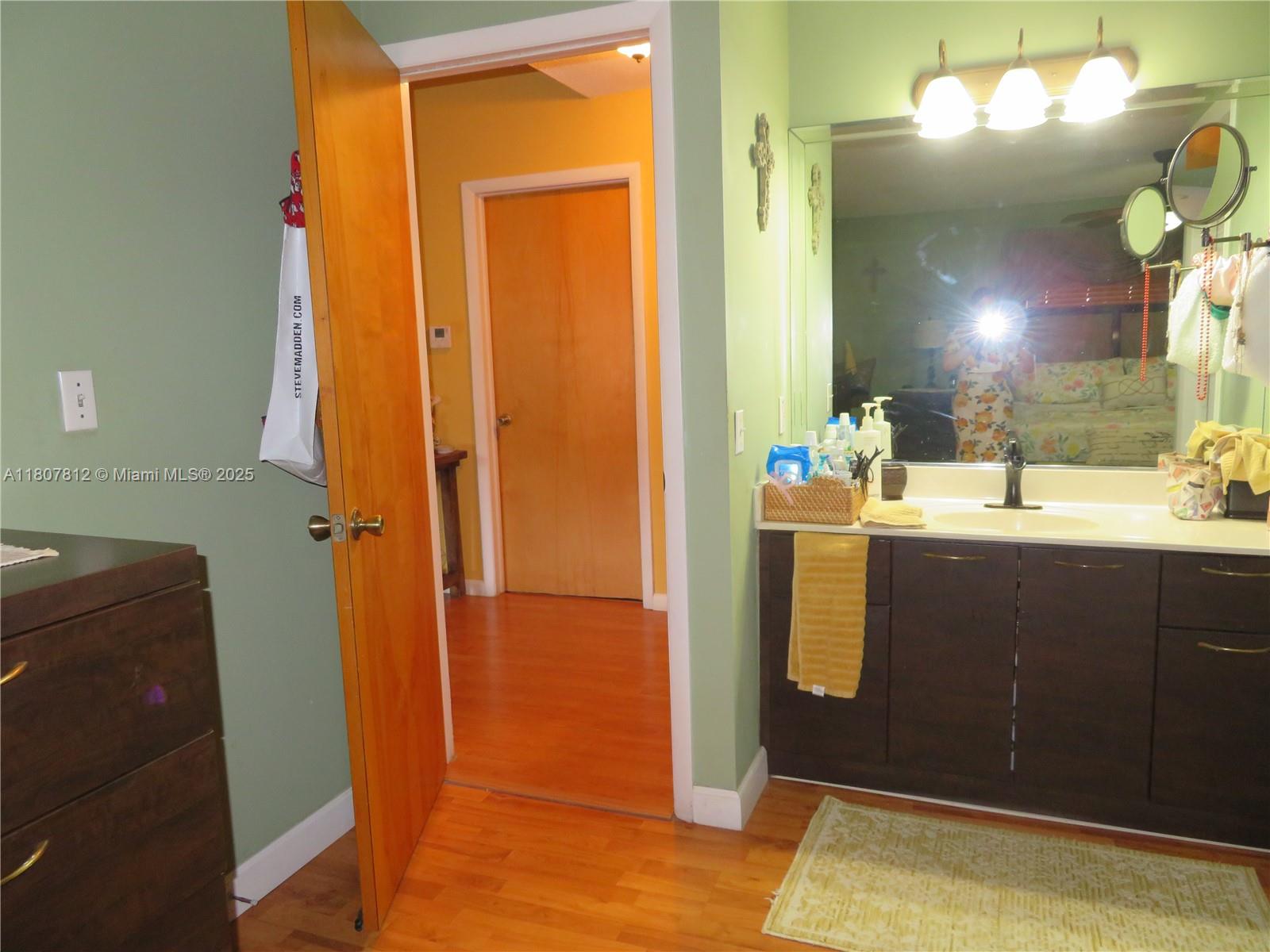 10017 W Okeechobee Rd #202, Hialeah Gardens, Florida image 18
