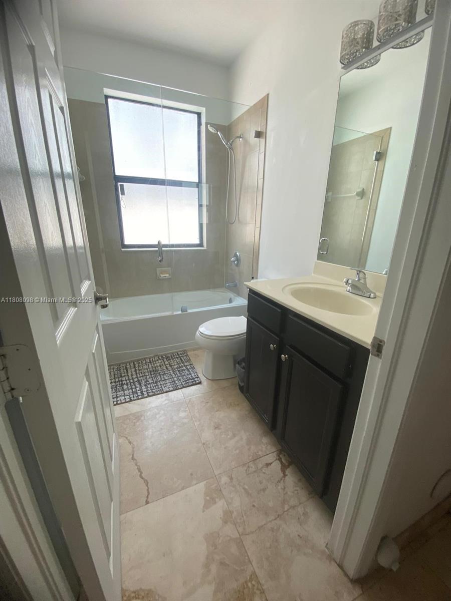 3406 W 88th St, Hialeah, Florida image 12