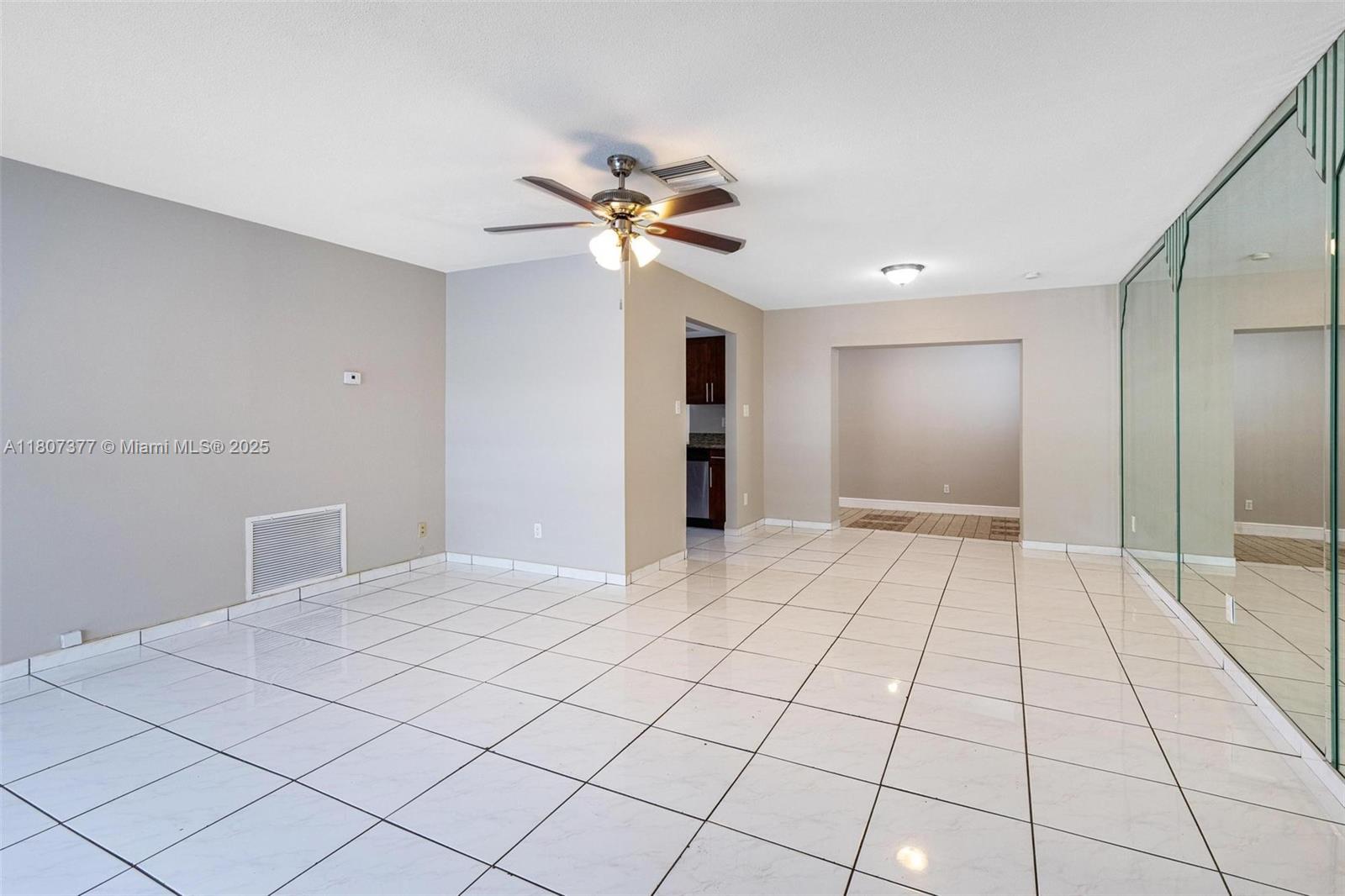 2240 NW 47th Ter, Lauderhill, Florida image 7