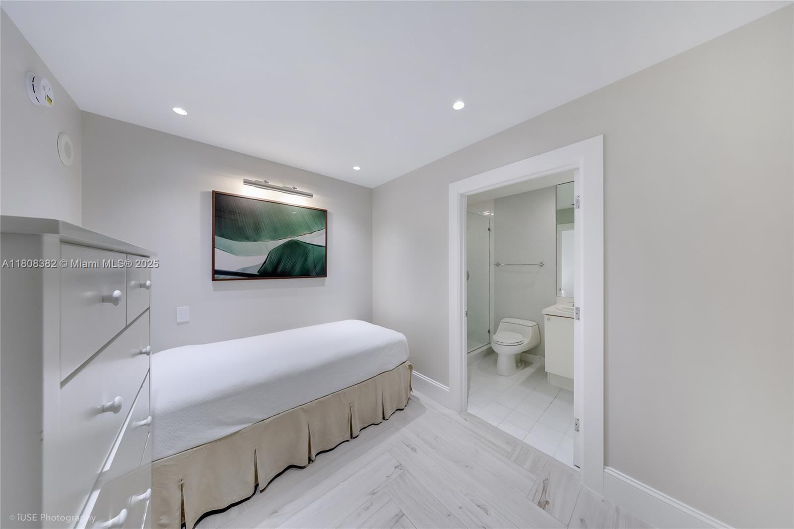 10225 Collins Ave #604 RENOVATED, Bal Harbour, Florida image 19