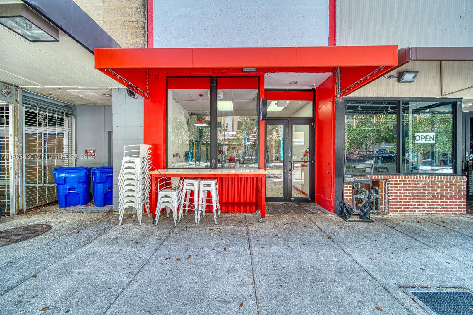 Quick Service Restaurant For Sale In Downtown Miami