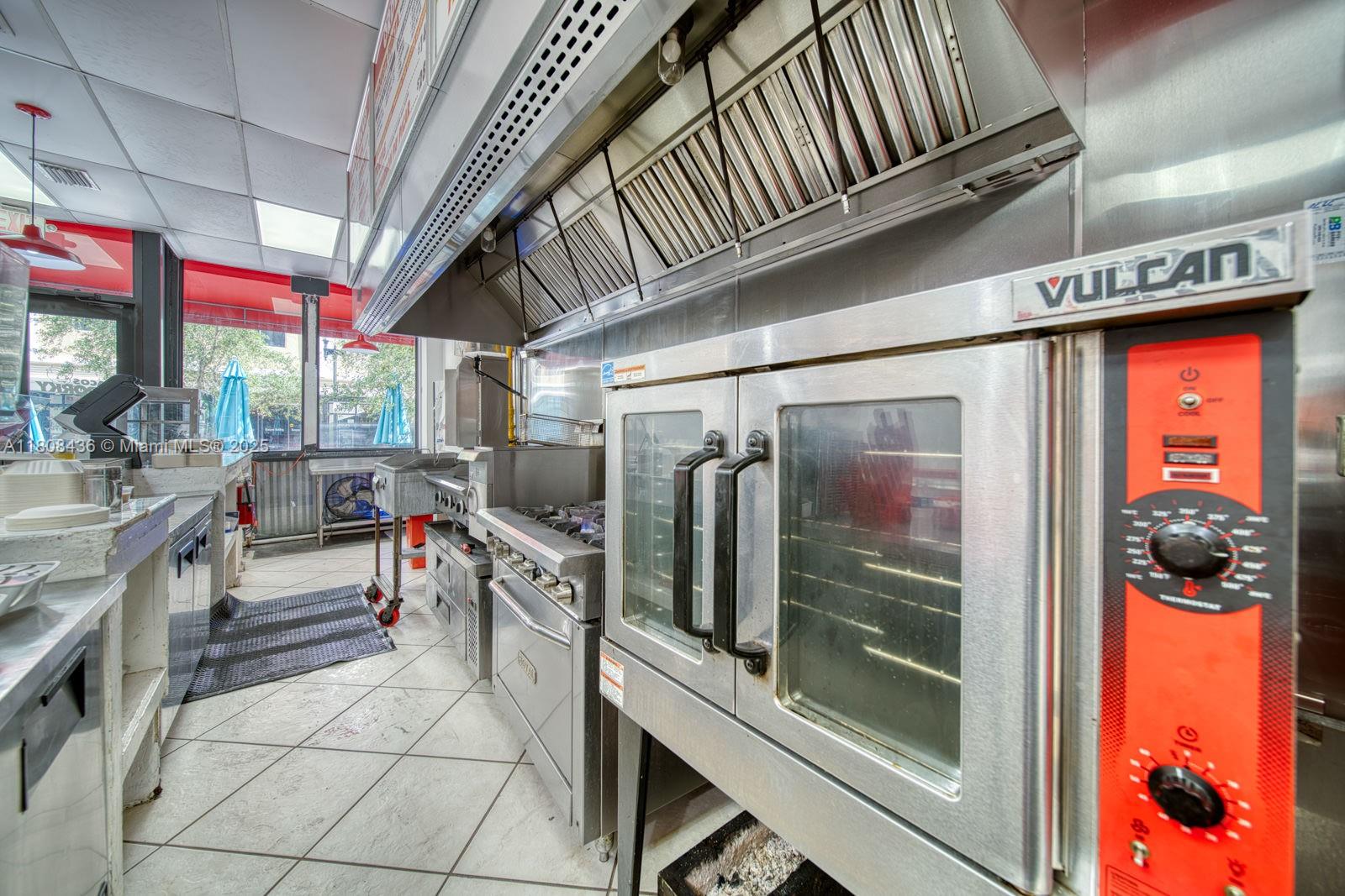 Quick Service Restaurant For Sale In Downtown Miami