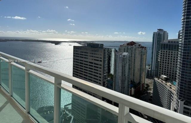 Condo for Sale in Miami, FL