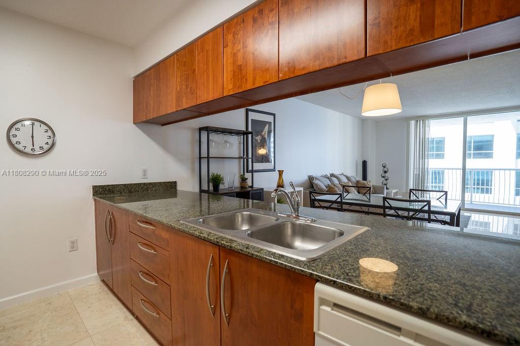 Property photo # 9