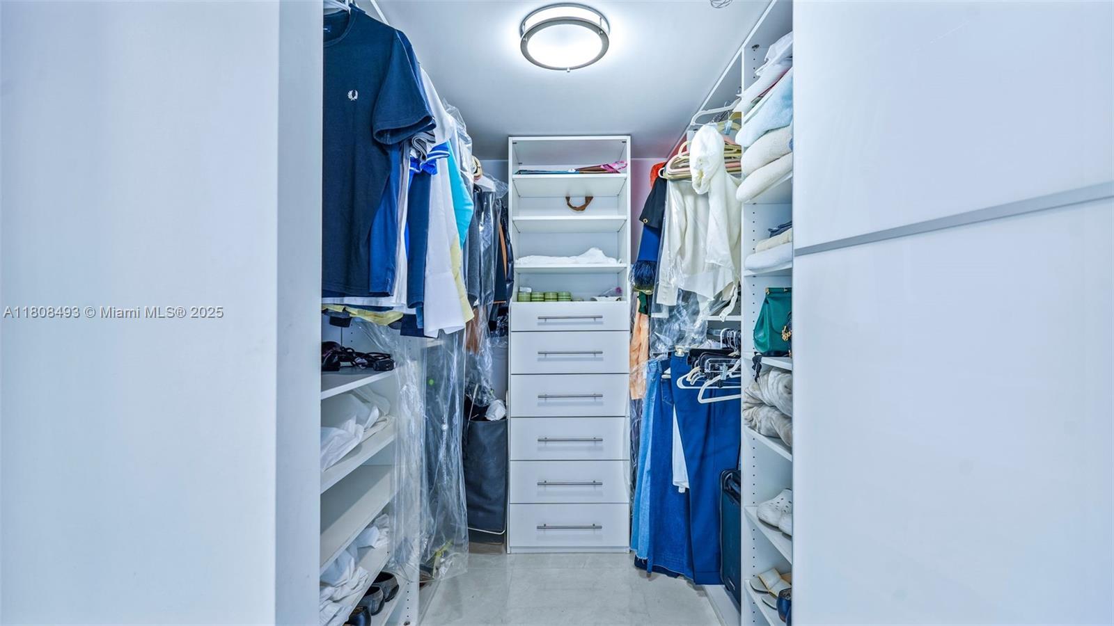185 SW 7th St #2911, Miami, Florida image 21