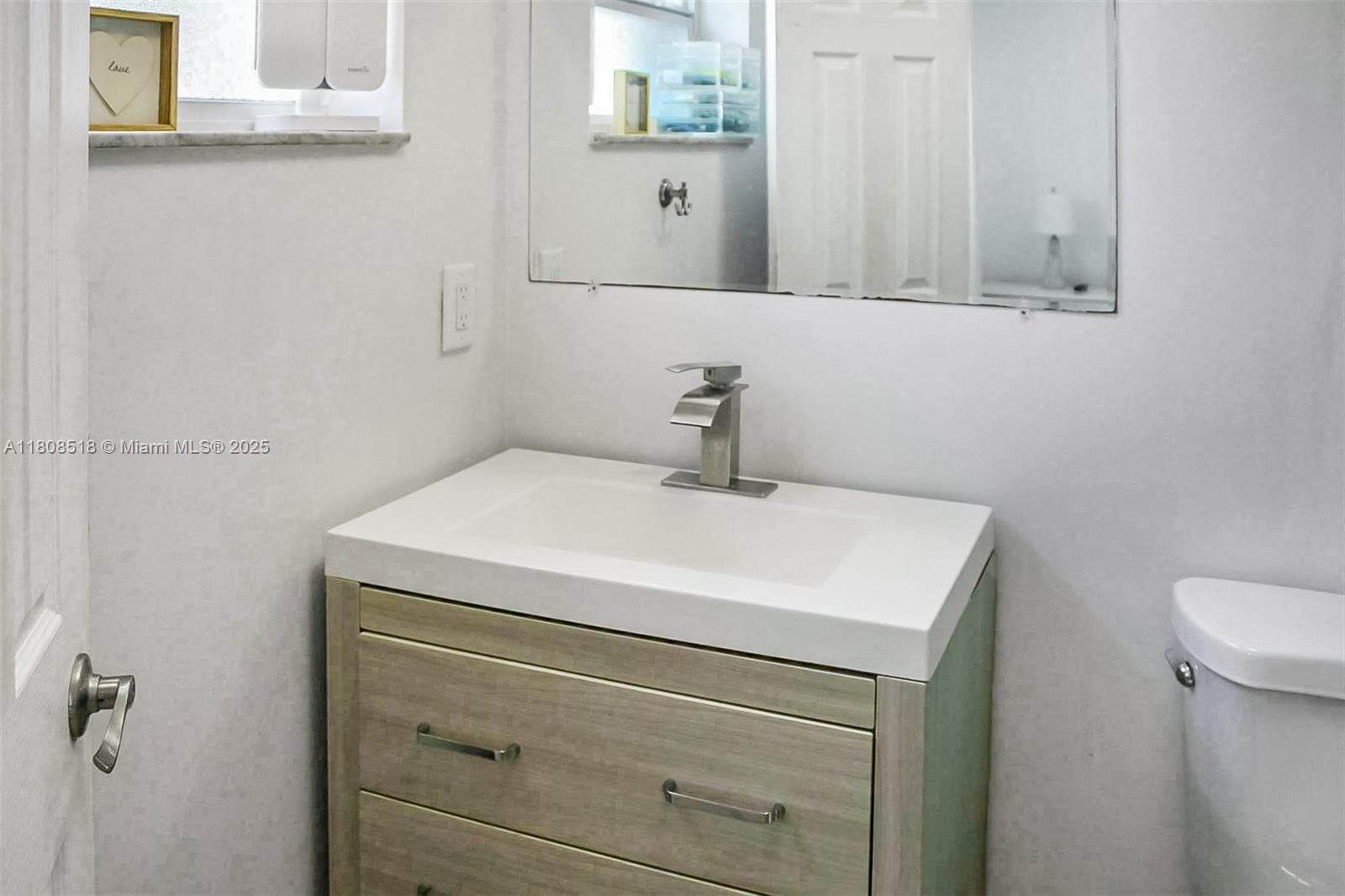 9400 NW 13th St, Pembroke Pines, Florida image 11