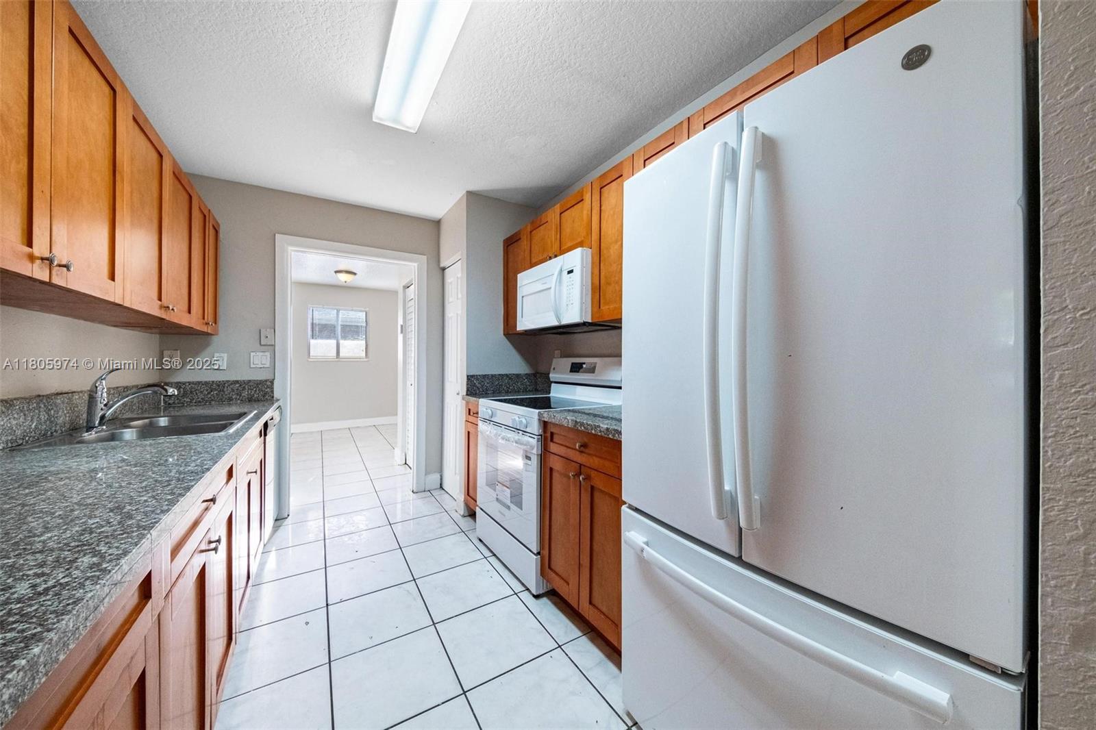 5960 NW 14th St, Sunrise, Florida image 13