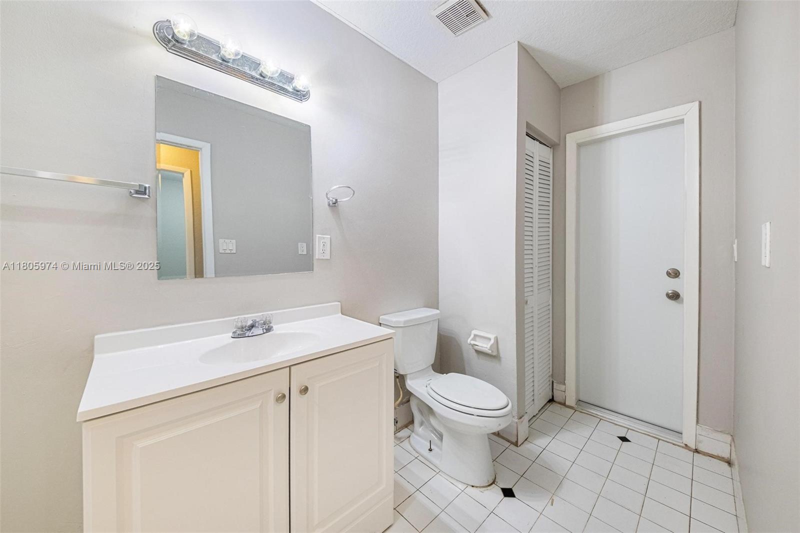 5960 NW 14th St, Sunrise, Florida image 24
