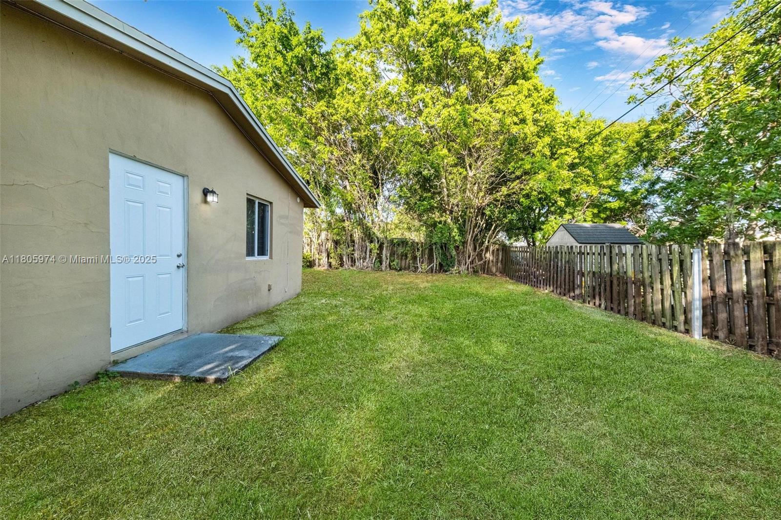 5960 NW 14th St, Sunrise, Florida image 34
