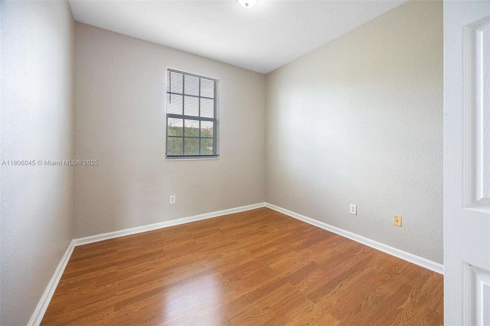 623 NE 21st Ter, Homestead, Florida image 29