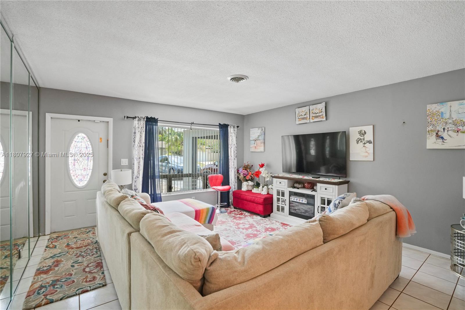 5390 SW 10th Ct, Margate, Florida image 8