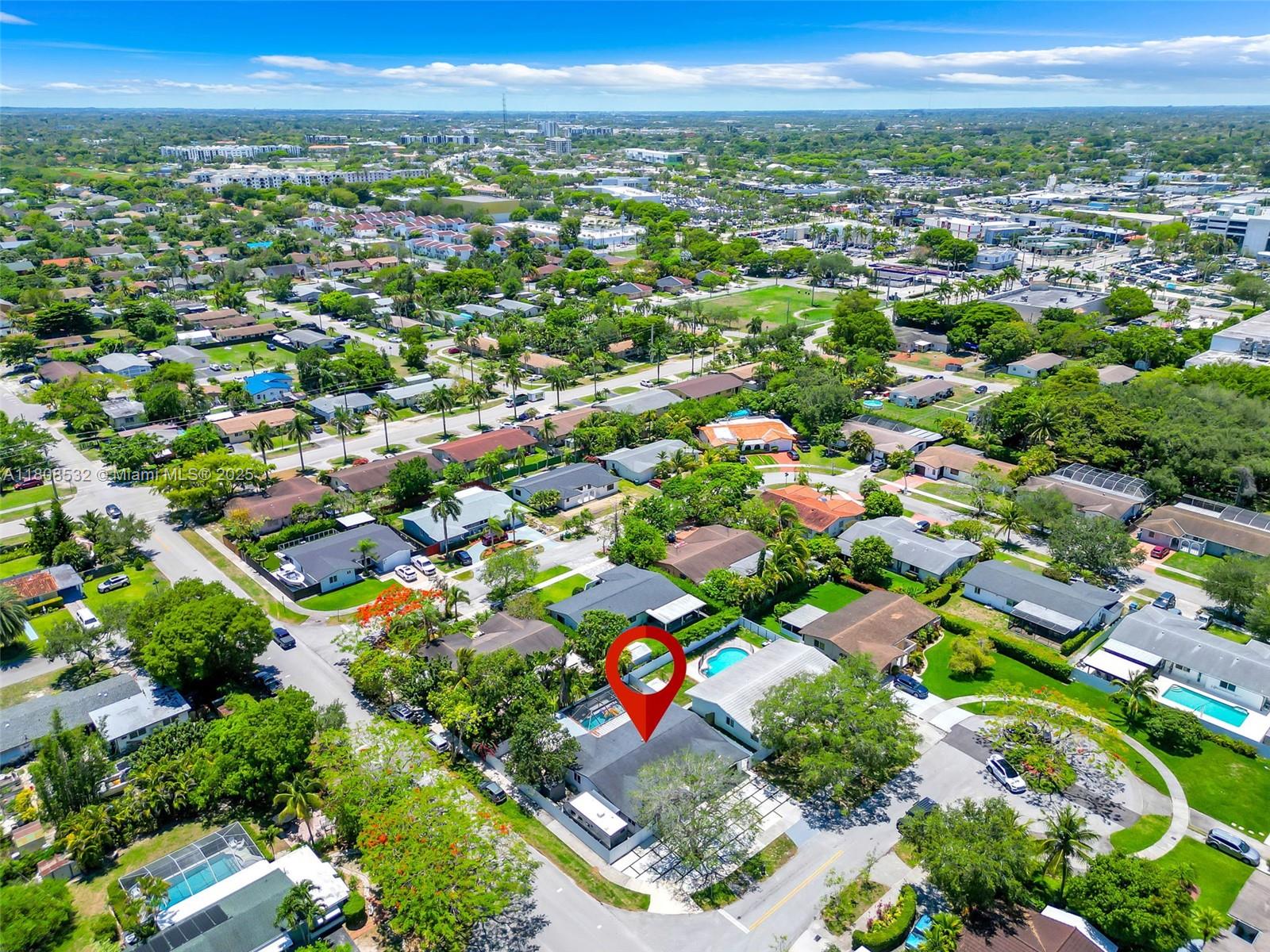 9304 SW 166th Ter, Palmetto Bay, Florida image 34