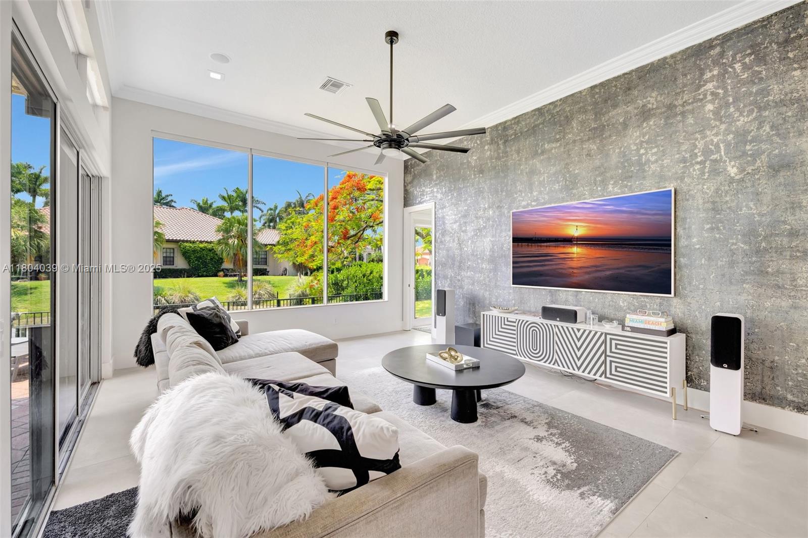 House for Sale in Plantation, FL