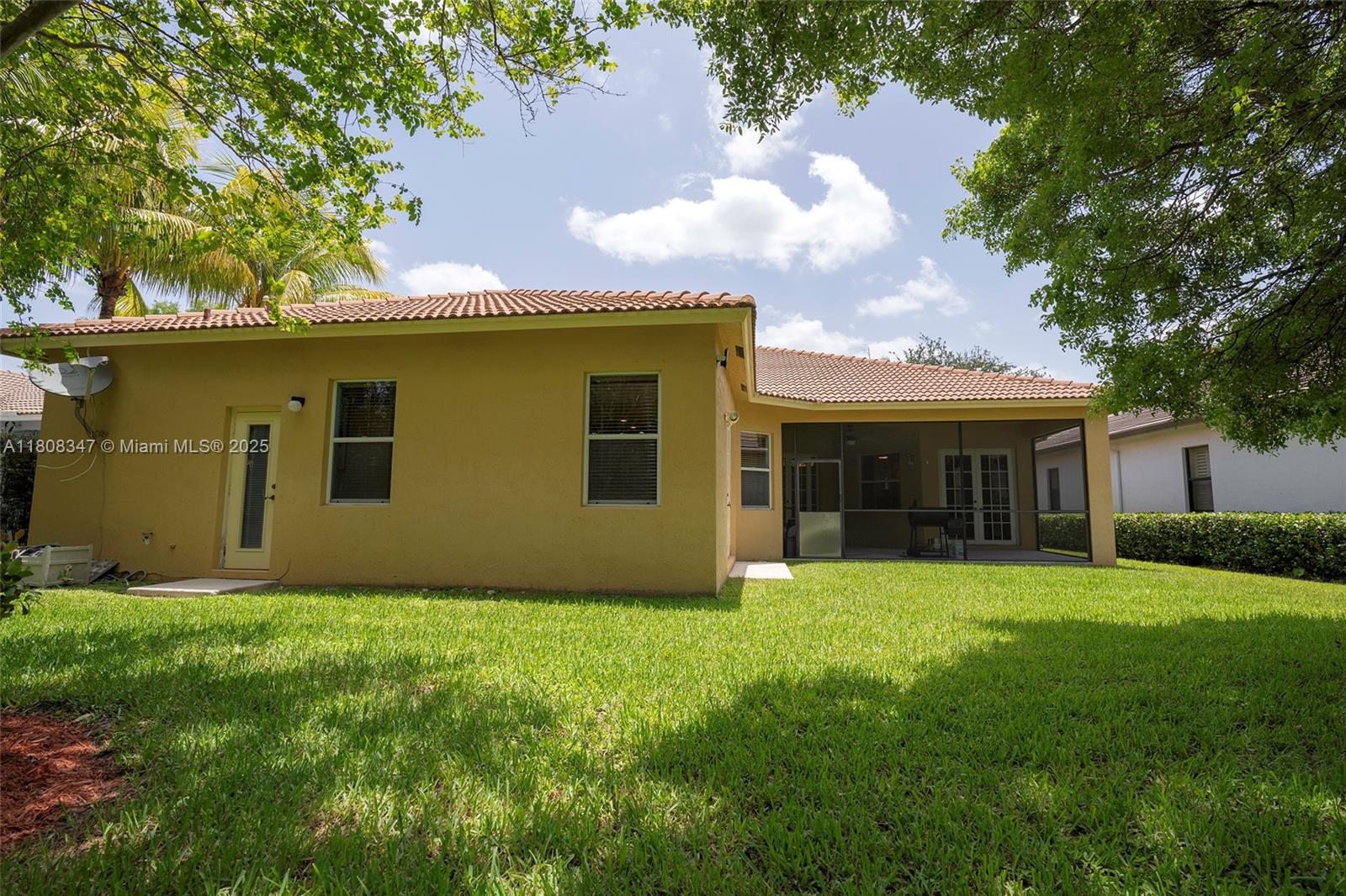 4149 E Gardenia Ave, Weston, Florida image 16