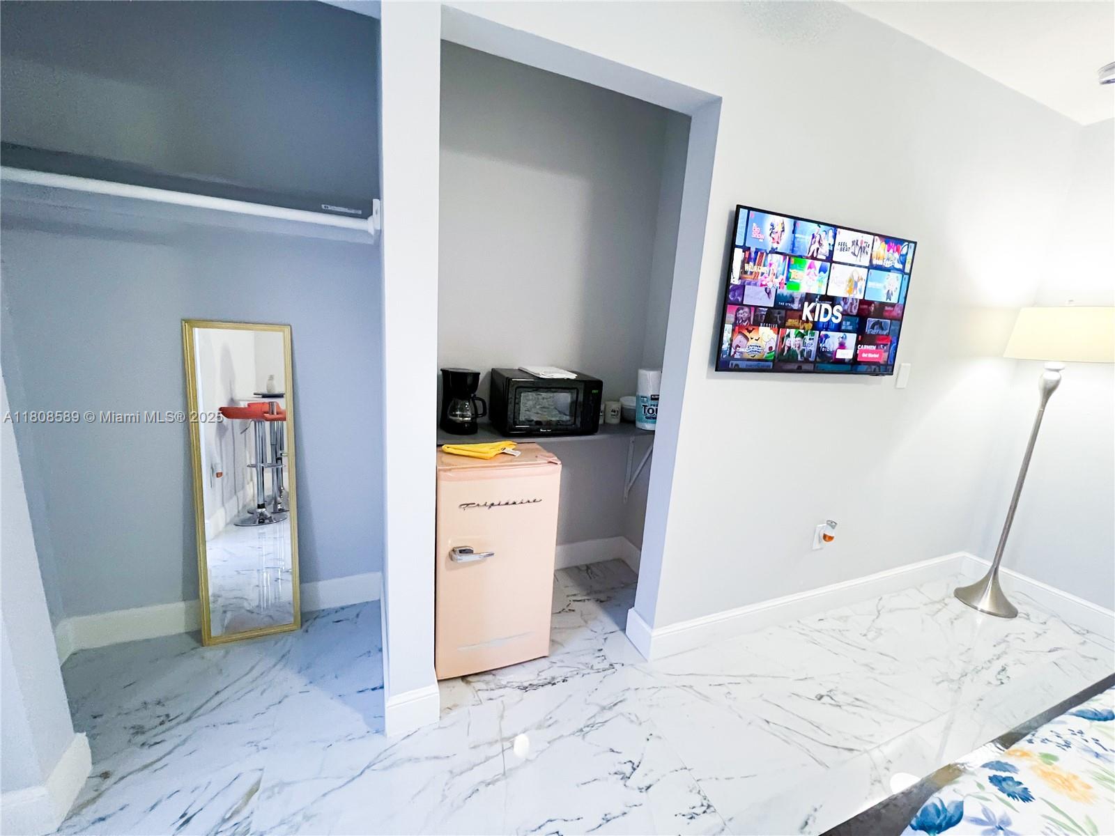 1321 NW 171st St, Miami Gardens, Florida image 14