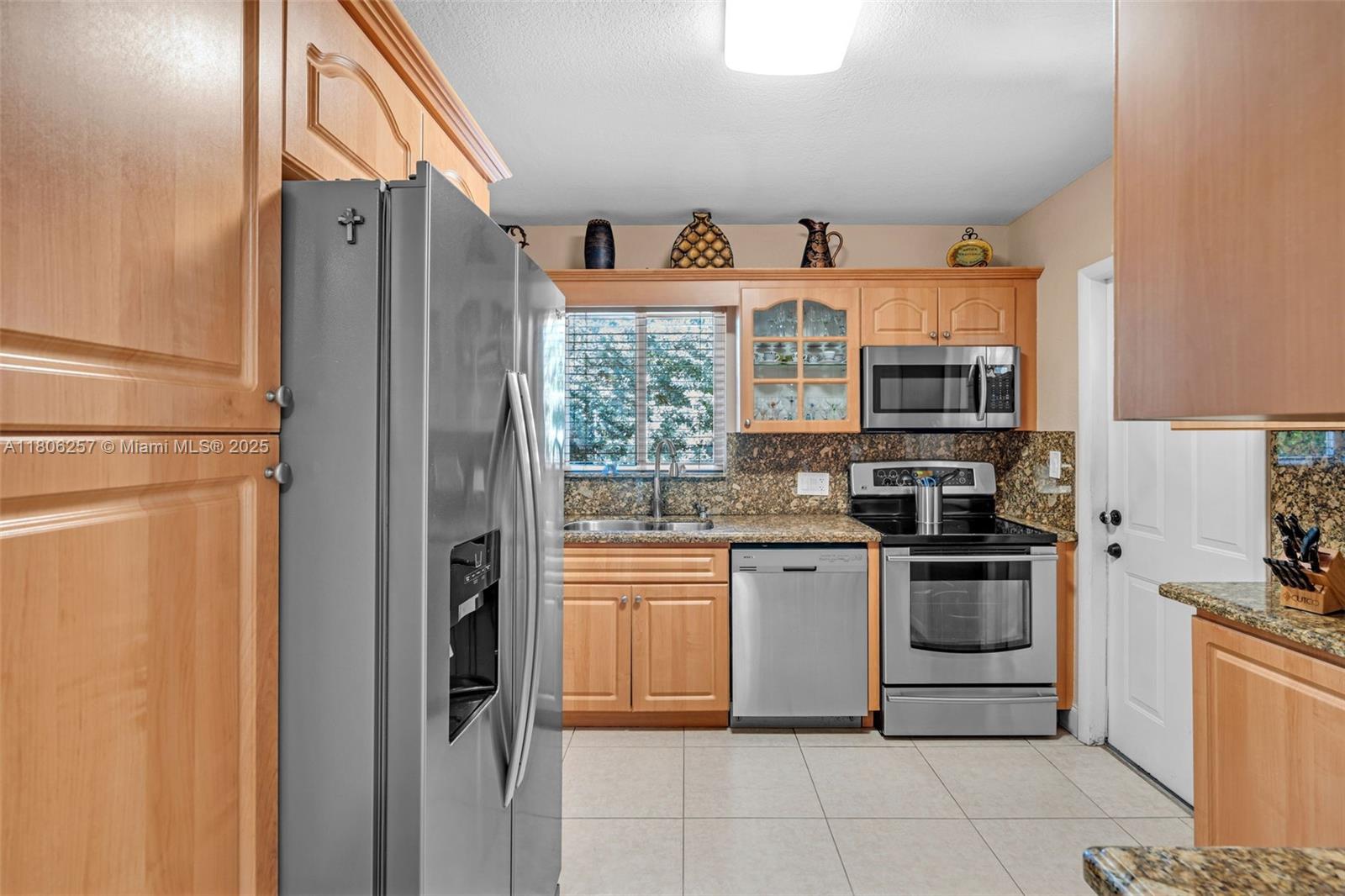 1901 SW 37th Ave, Miami, Florida image 12
