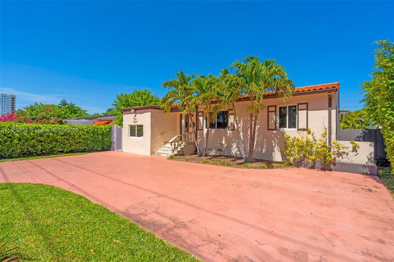 1901 SW 37th Ave, Miami, Florida image 5
