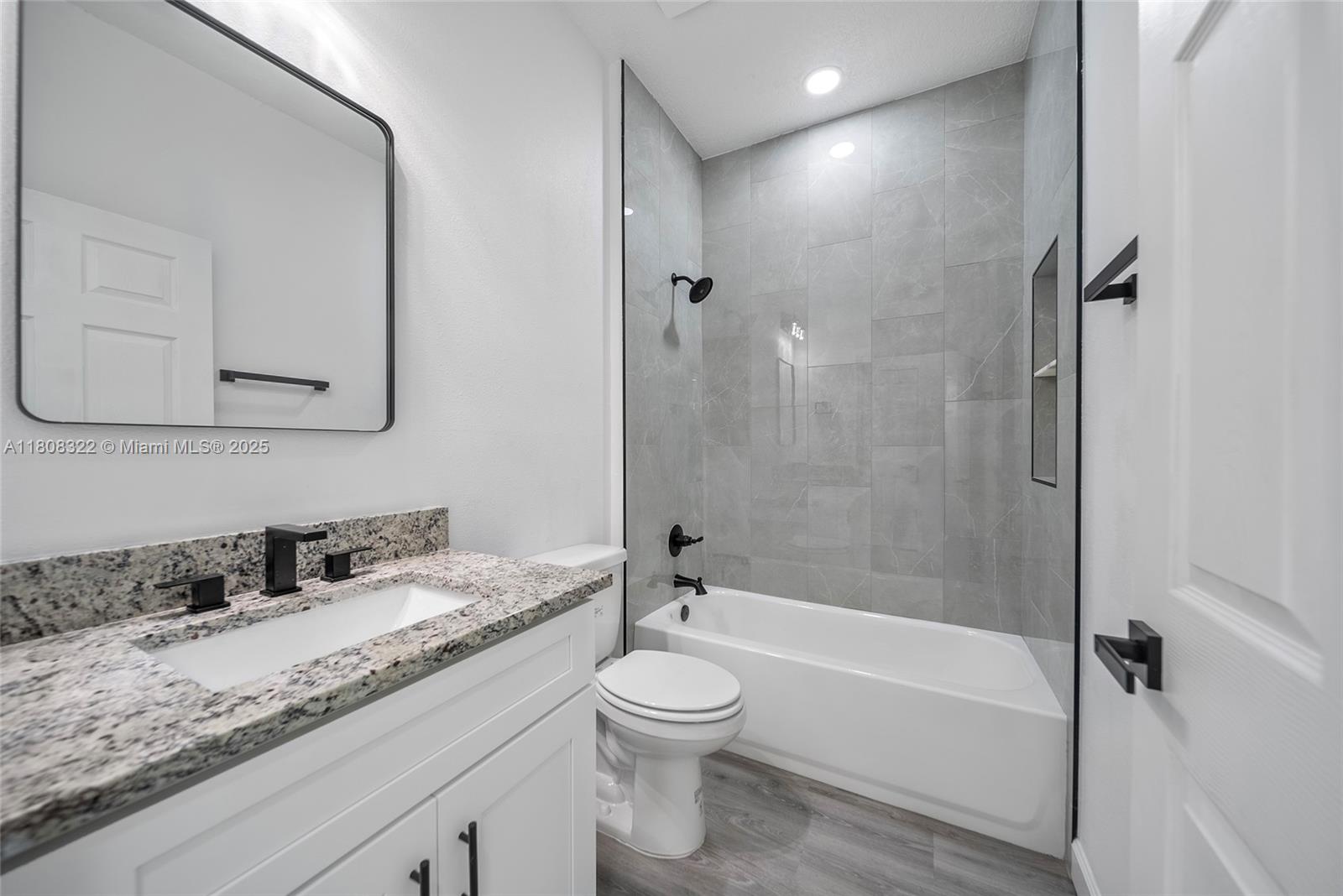 3908 Garienda, Sebring, Florida image 18