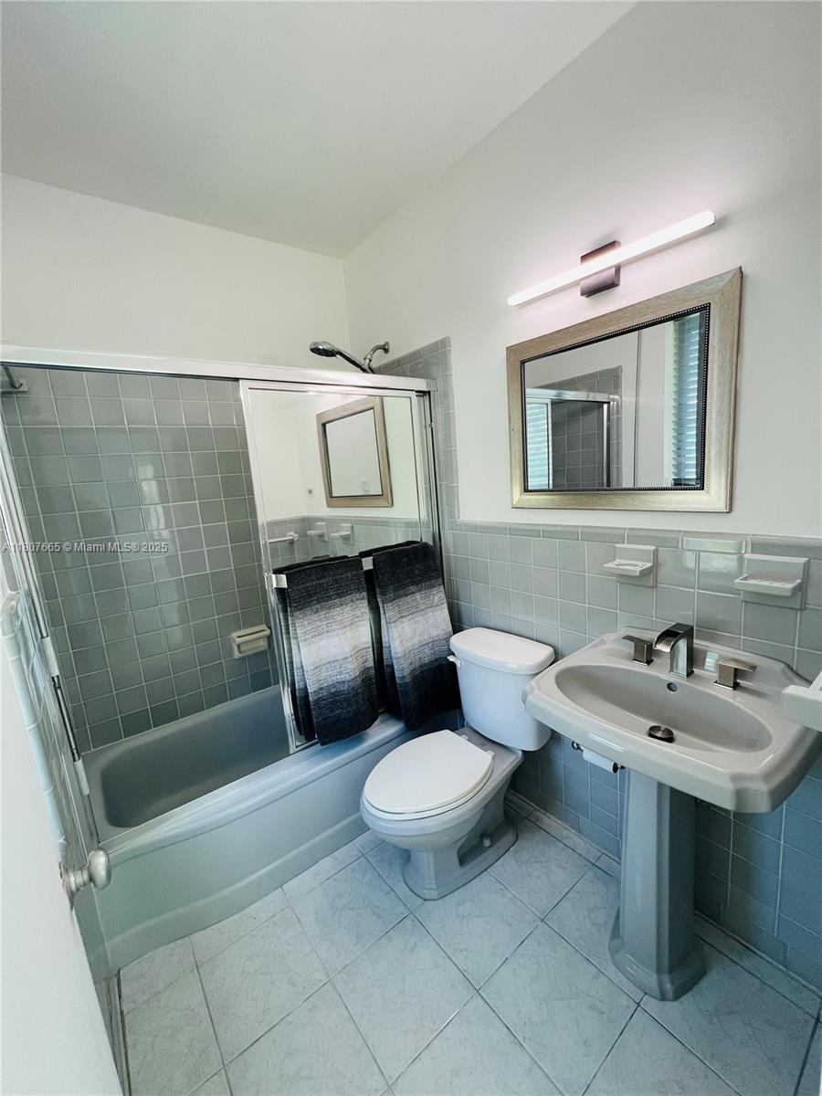 10178 Collins Ave #210, Bal Harbour, Florida image 9