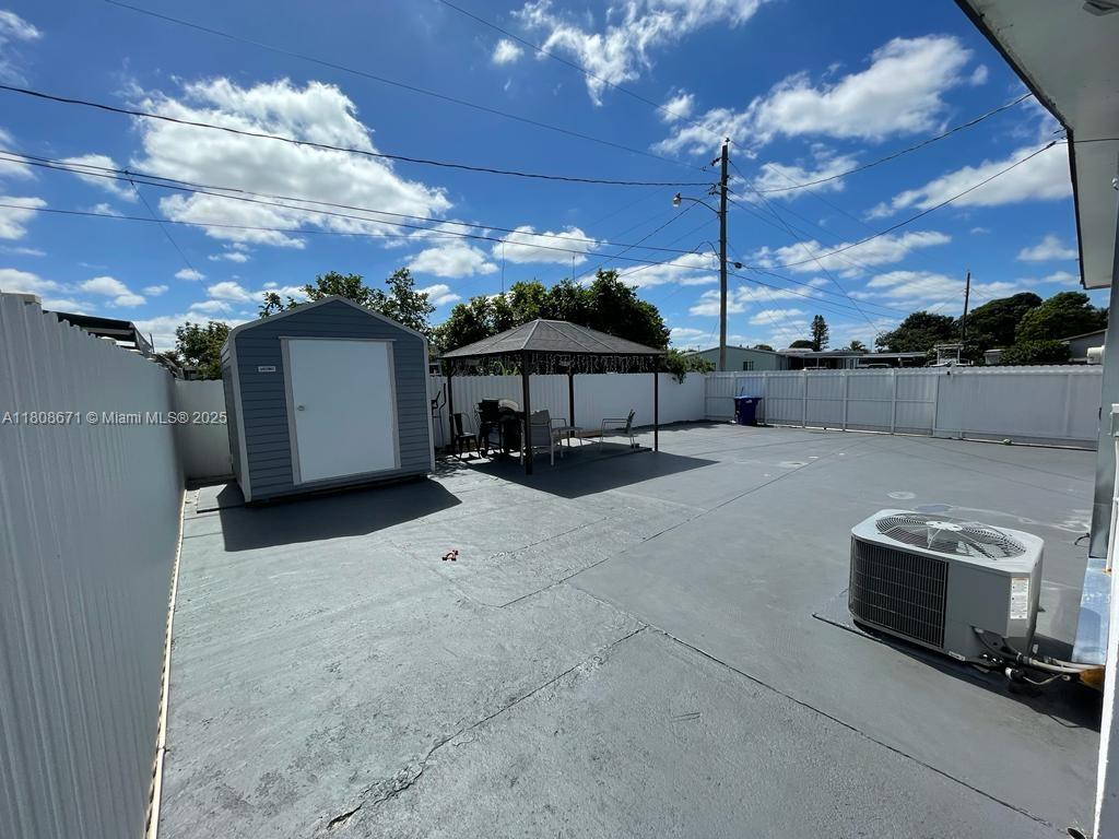 Property photo # 4