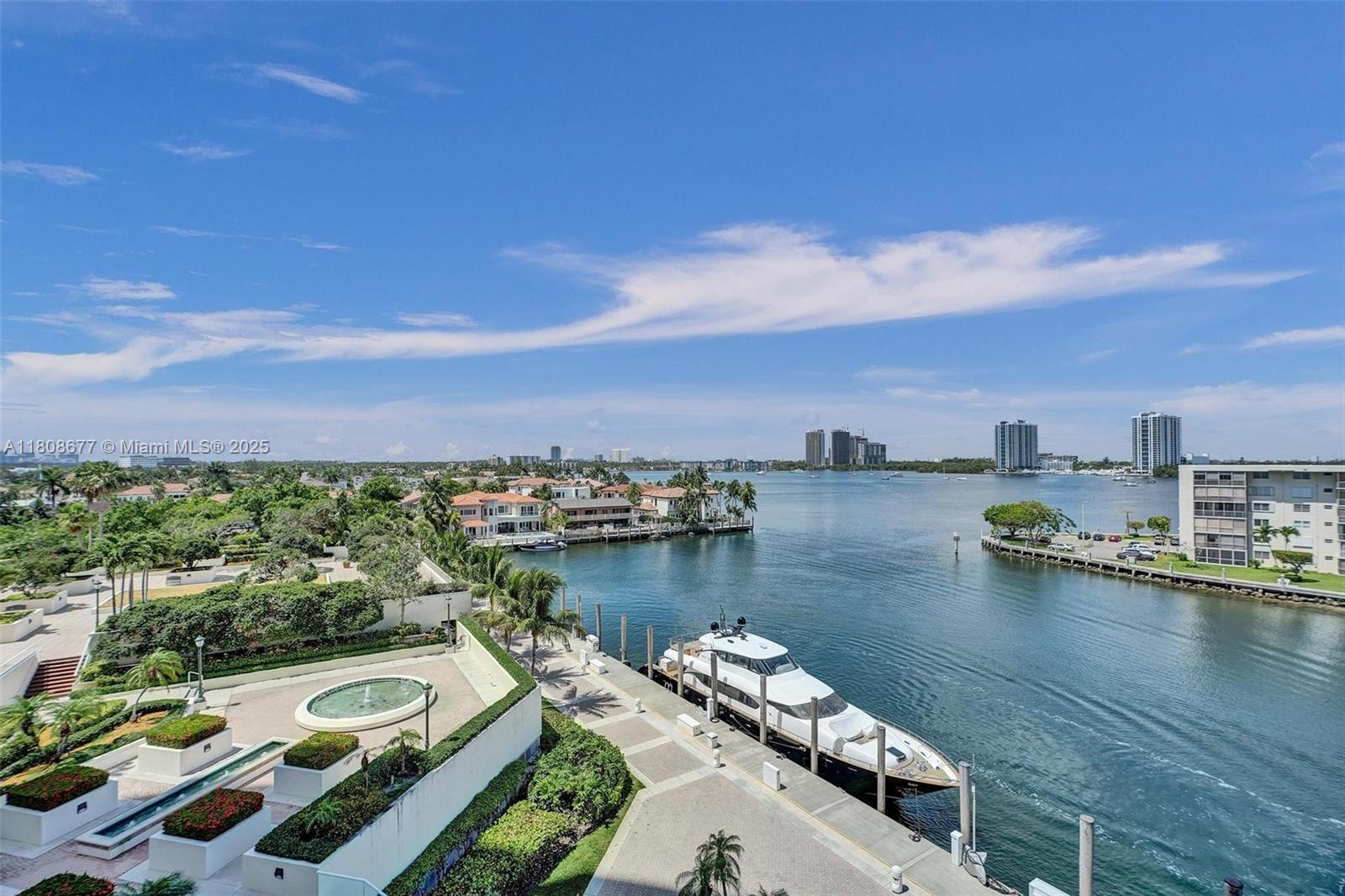 1000 W Island Blvd #611, Aventura, Florida image 24