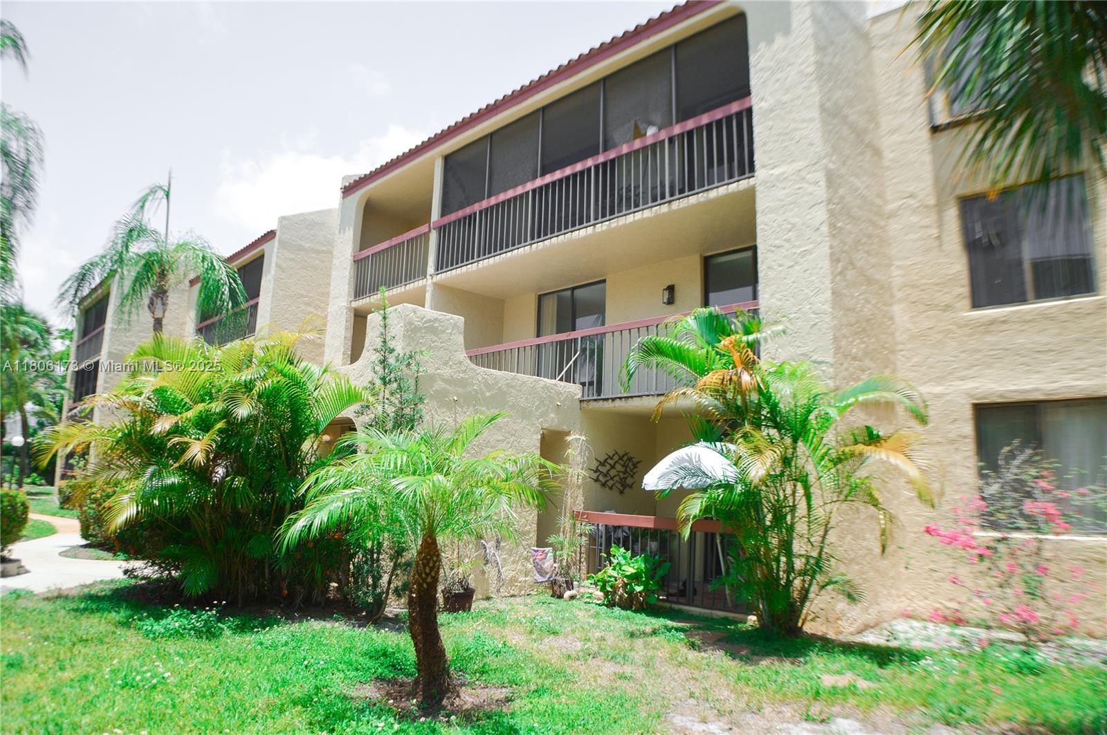 733 SE 1st Way #206, Deerfield Beach, Florida image 27