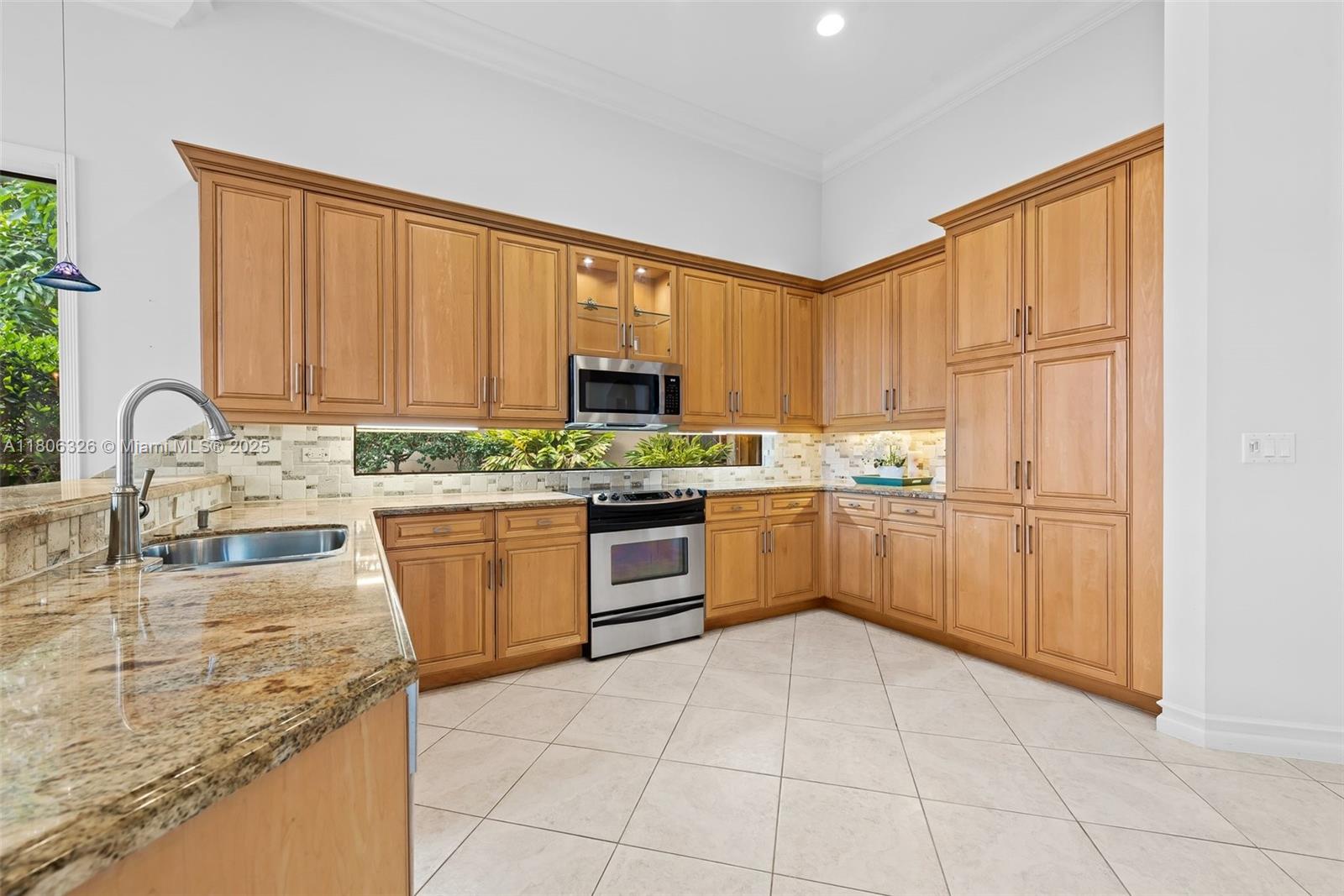 11034 Via San Remo, Boynton Beach, Florida image 12