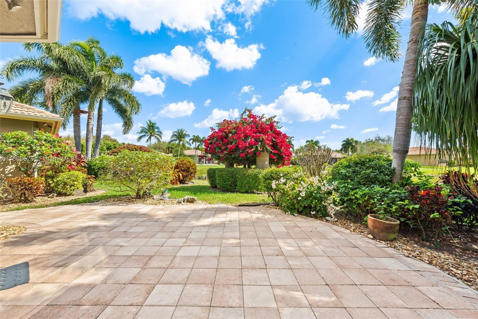 11034 Via San Remo, Boynton Beach, Florida image 19