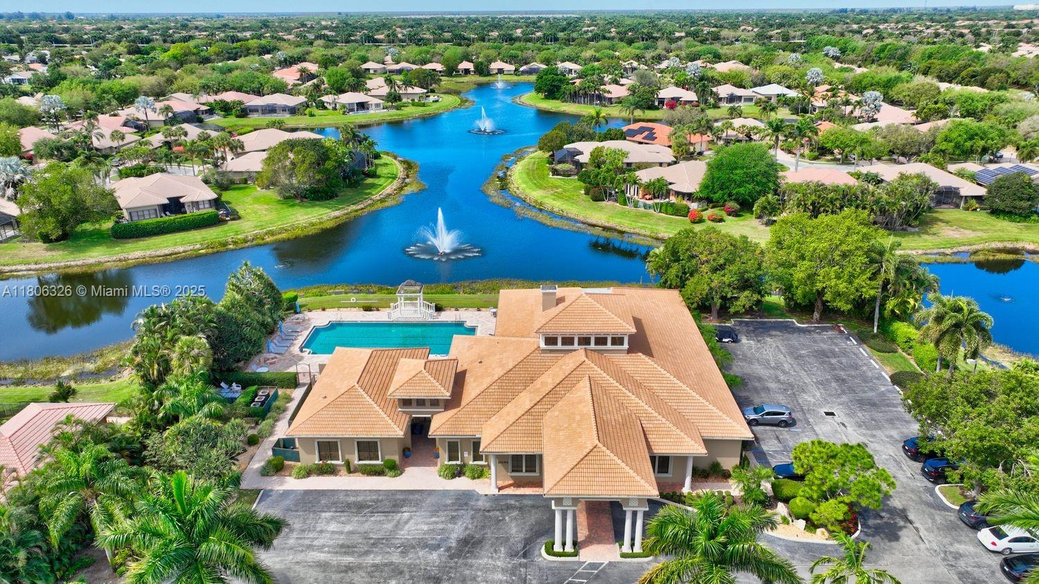 11034 Via San Remo, Boynton Beach, Florida image 36