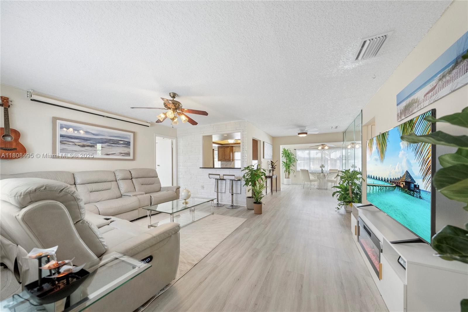 9362 NW 24th Pl, Sunrise, Florida image 7
