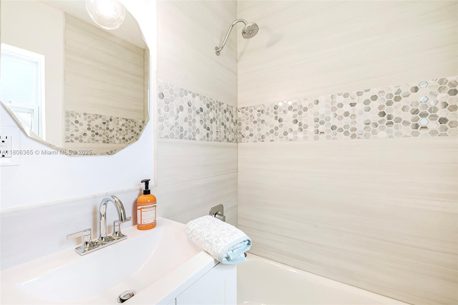 65 NE 107th St, Miami Shores, Florida image 38