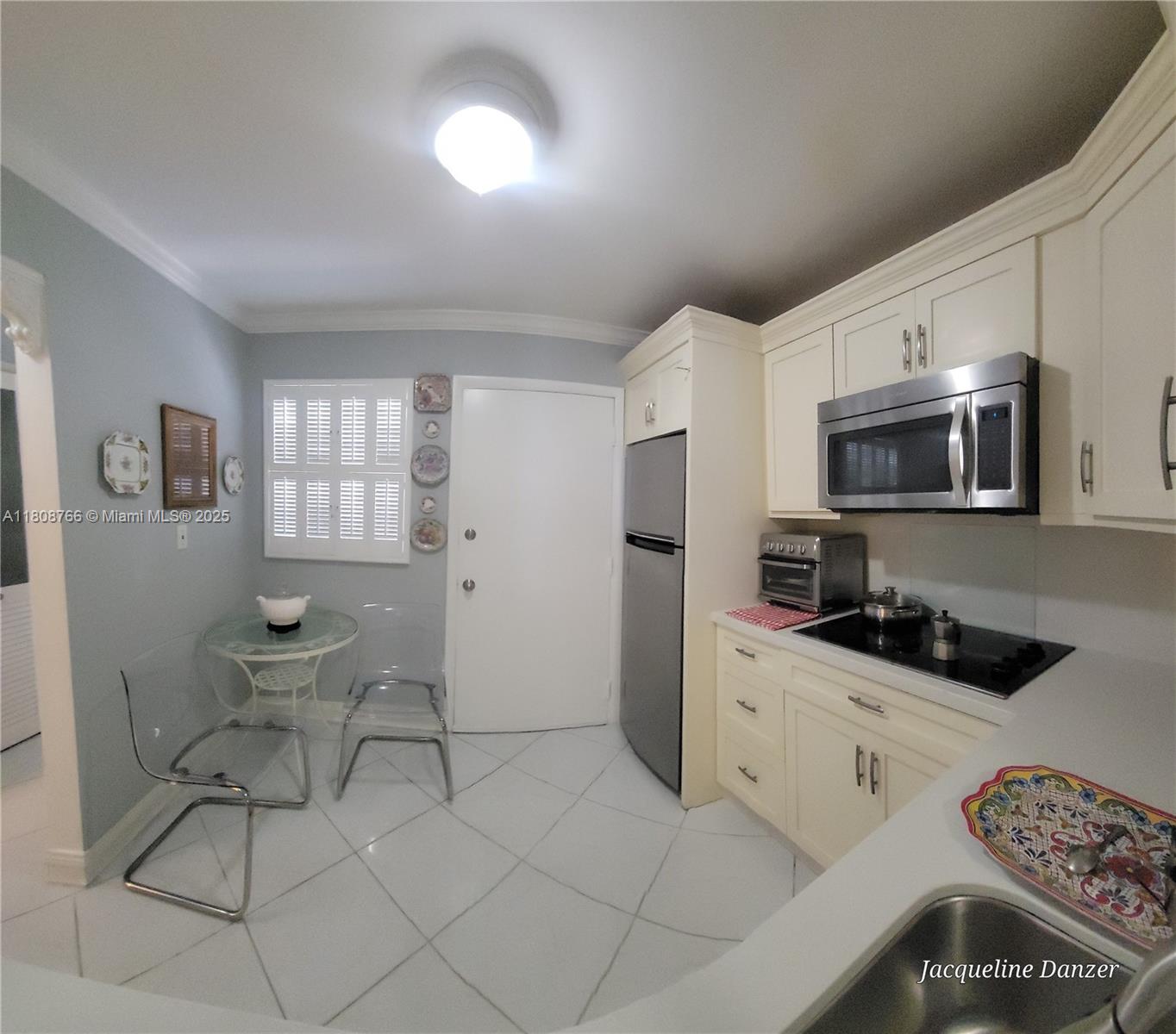 3600 NE 170th St #404, North Miami Beach, Florida image 5