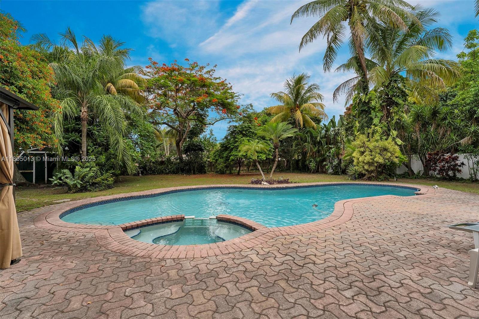 2442 Fillmore St, Hollywood, Florida image 2