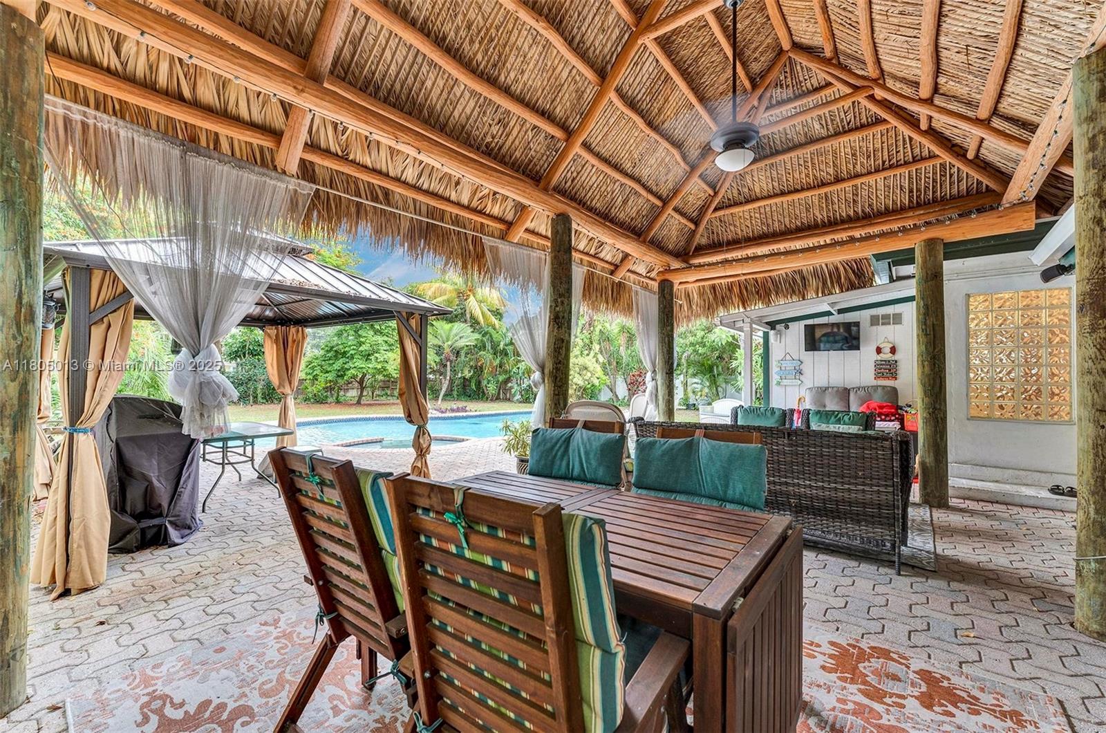 2442 Fillmore St, Hollywood, Florida image 34