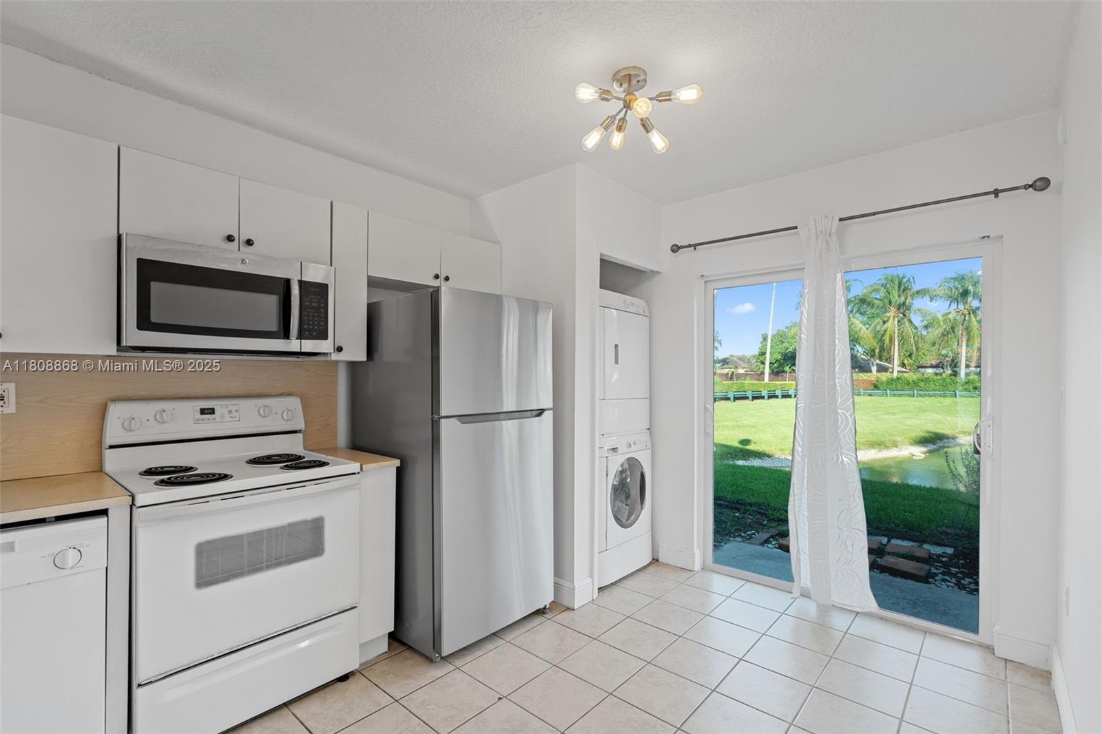 945 NE 34th Ave #103, Homestead, Florida image 11
