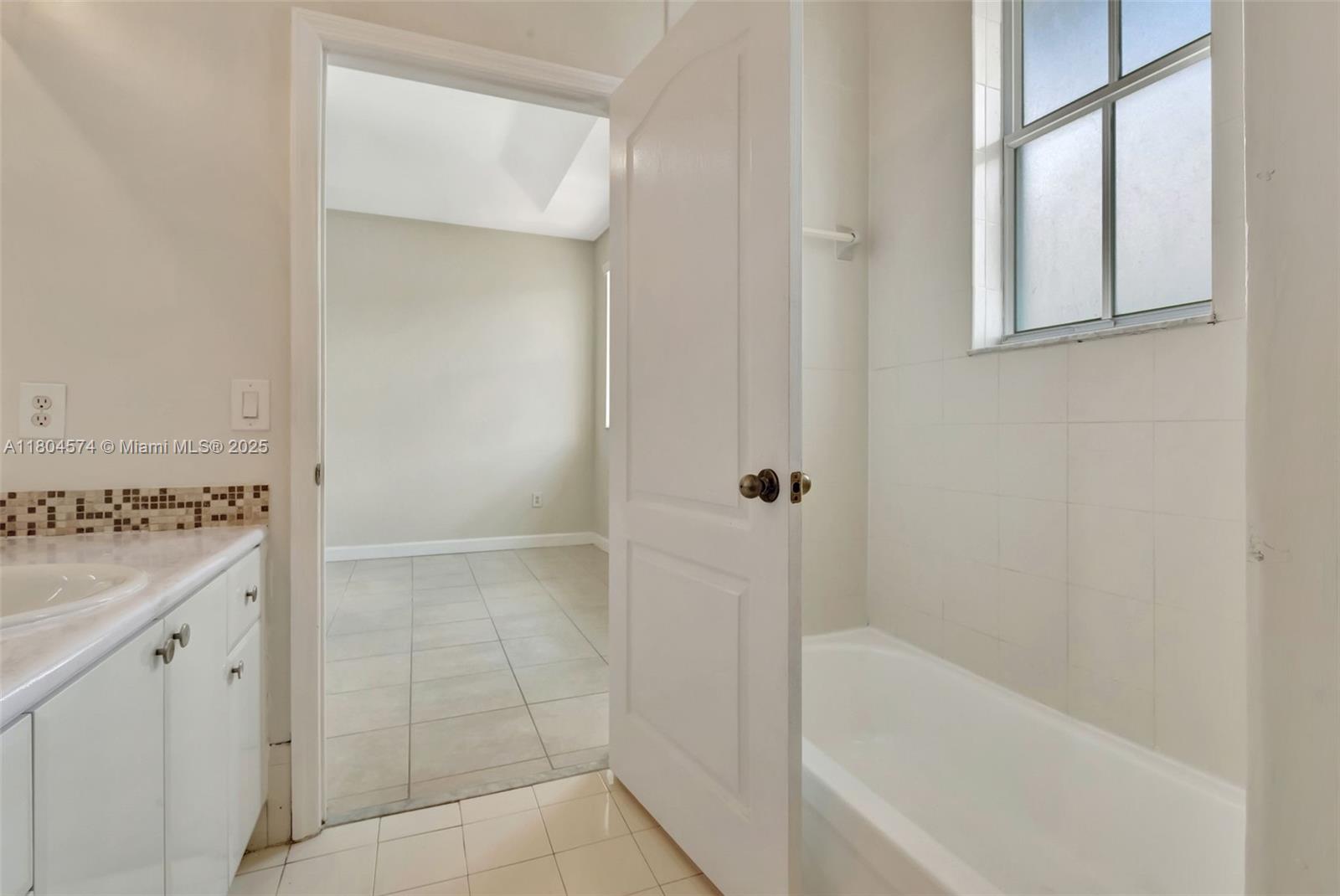 8199 W 36th Ave #5, Hialeah, Florida image 25
